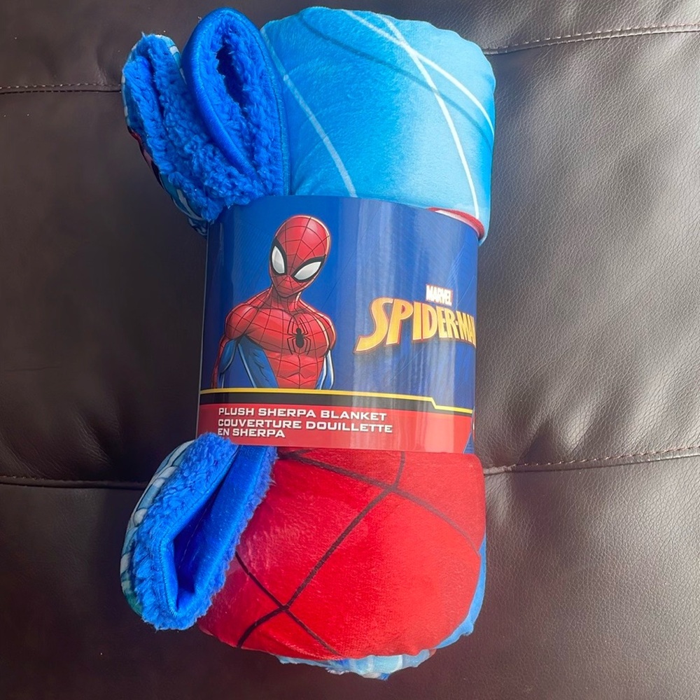 Marvel Spiderman Reversible Plush Sherpa Throw Blanket